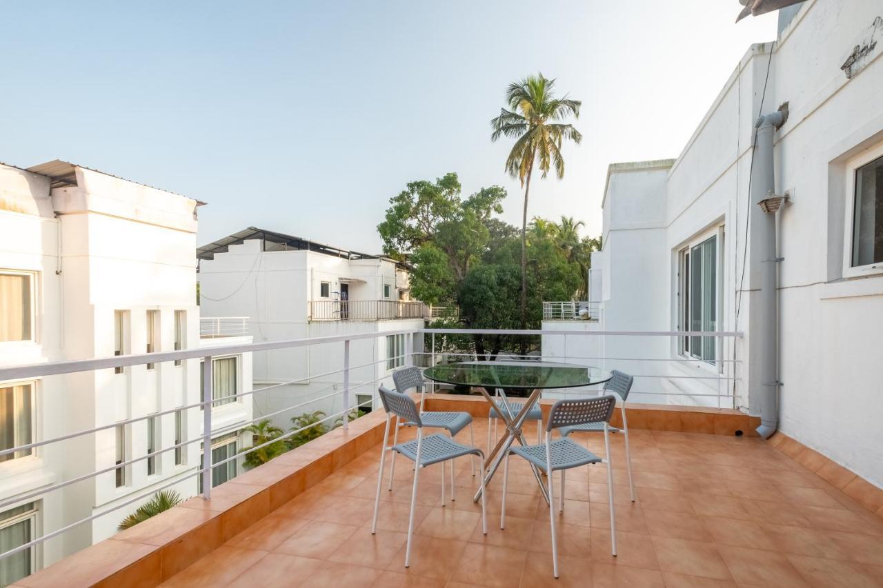 Snowdrop- Exquisite 3Bhk Villa With Pool- Candolim By Staymonkey Calangute Kültér fotó