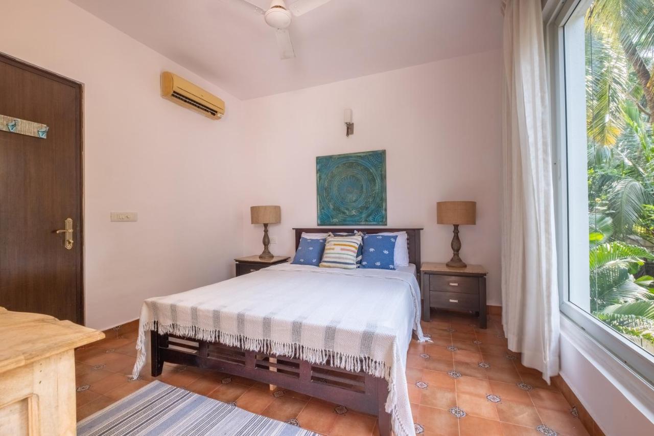 Snowdrop- Exquisite 3Bhk Villa With Pool- Candolim By Staymonkey Calangute Kültér fotó